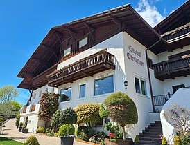 23/04_Algund/Vellau-Geschlossener Hof "Oberlechner", Sanierung landwirtschaftliche Wohnung und Abbruch und Wiederaufbau des Wirtschaftsgebäudes